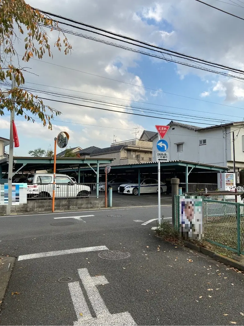 世田谷区千歳台２丁目　月極駐車場